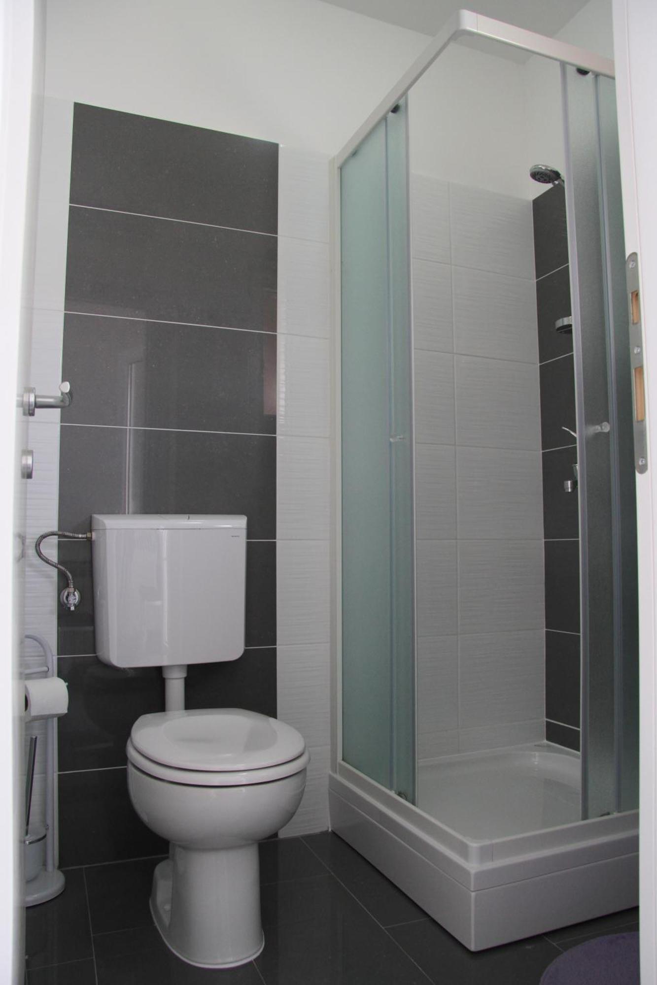 Apartment Paula With Private Jacuzzi And Parking- Near The Beach Zara Esterno foto