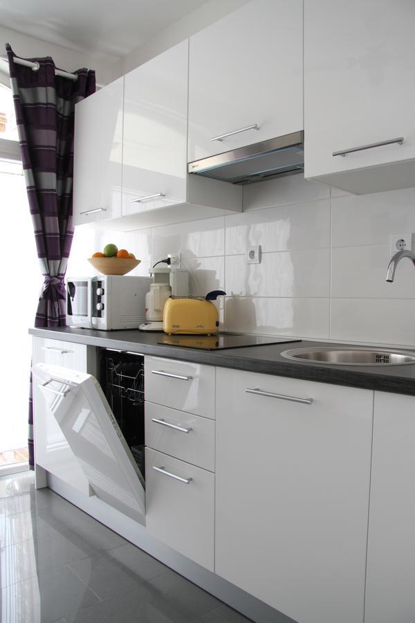 Apartment Paula With Private Jacuzzi And Parking- Near The Beach Zara Esterno foto
