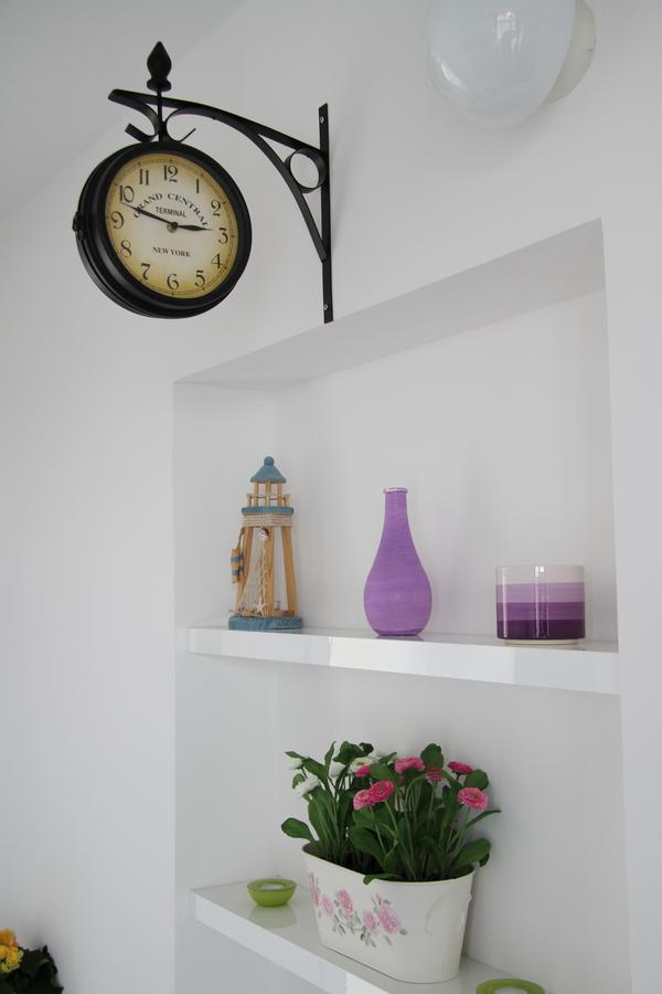 Apartment Paula With Private Jacuzzi And Parking- Near The Beach Zara Esterno foto