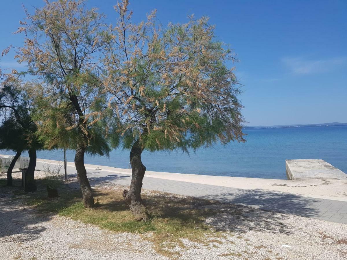 Apartment Paula With Private Jacuzzi And Parking- Near The Beach Zara Esterno foto